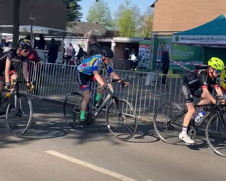 Jonathan_Stobbe_Fischeln